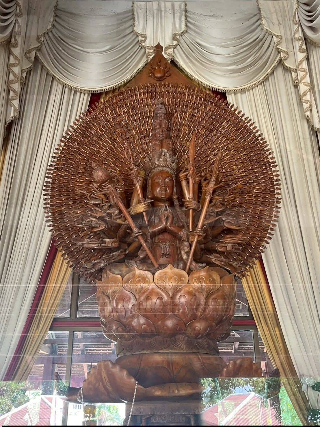 title - เที่ยวอยุธยา อย่าลืมแวะเข้ามาชมงานศิลปหัตถกรรมและงานศิลป์ ที่ ศูนย์ส่งเสริมและพัฒนาพัฒนาอาชีพเสริมนอกภาคการเกษตร (ศูนย์ศิลปาชีพบางไทรฯ (เดิม))